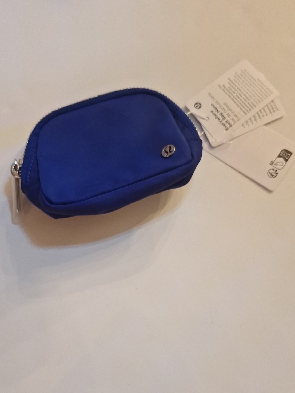 NWT Lululemon Everwhere Belt Bag Nano Color Rvsd/slvr